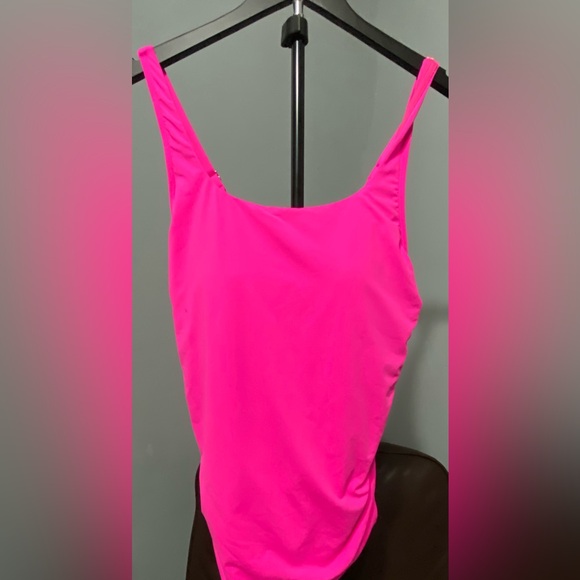Aqua Eve Neon Pink Swim Top - NWT Women’s Size L - Picture 1 of 3